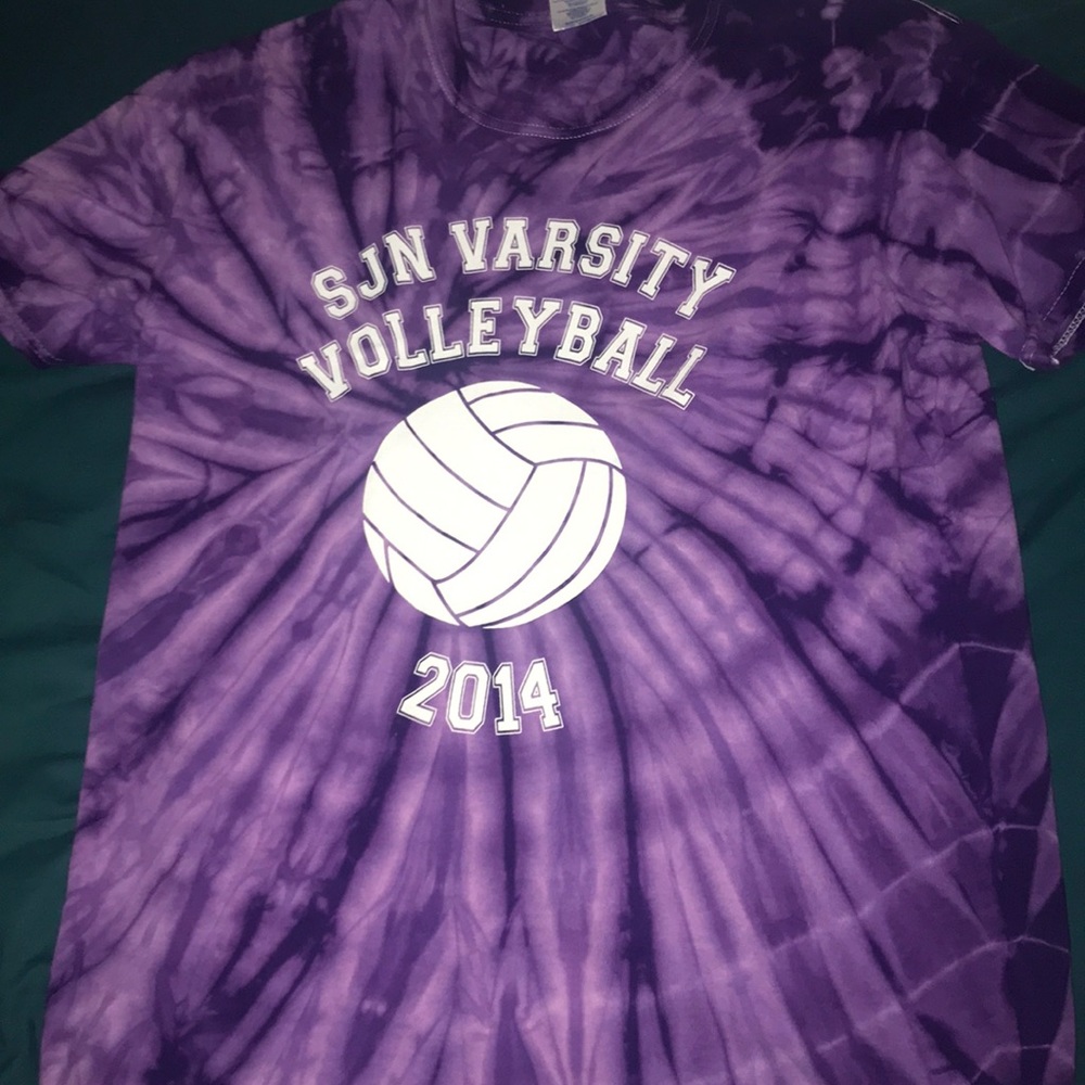 ✰ volleyball tee ✰